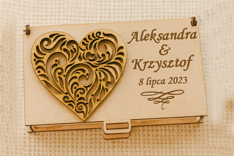 Grawerowane pudełka